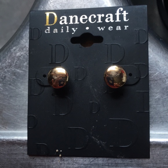 Accessories - Earrings